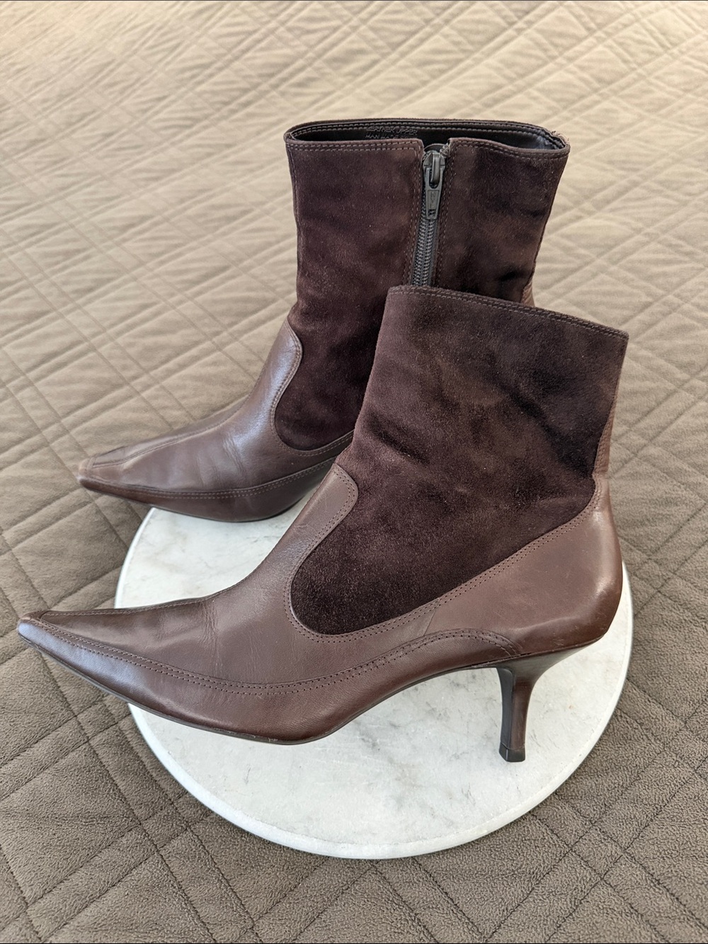 Vintage Audrey Brook Pointed Toe Leather Ankle Boots size 9.5